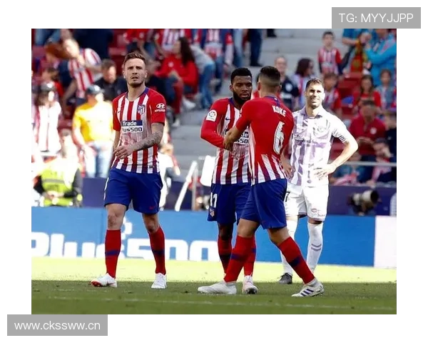 多特蒙德攻防转换失控成隐患,进攻效率难掩防守漏洞 多特蒙德攻防转换失控成隐患,进攻效率难掩防守漏洞